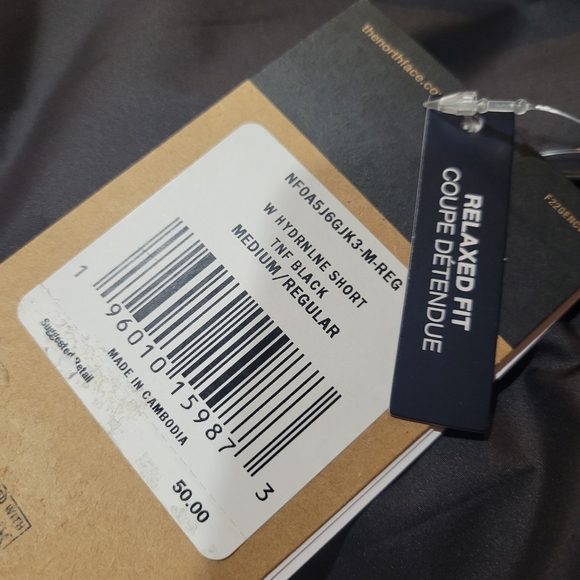 The North Face Medium Black Mesh Lined Relaxed Fit Hydrenaline Shorts NWT - Picture 4 of 8